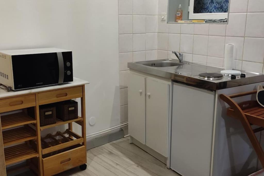 Appartement Cosy A 2 Pas Des Rues Pietonnes Чалон-Сур-Салне Экстерьер фото