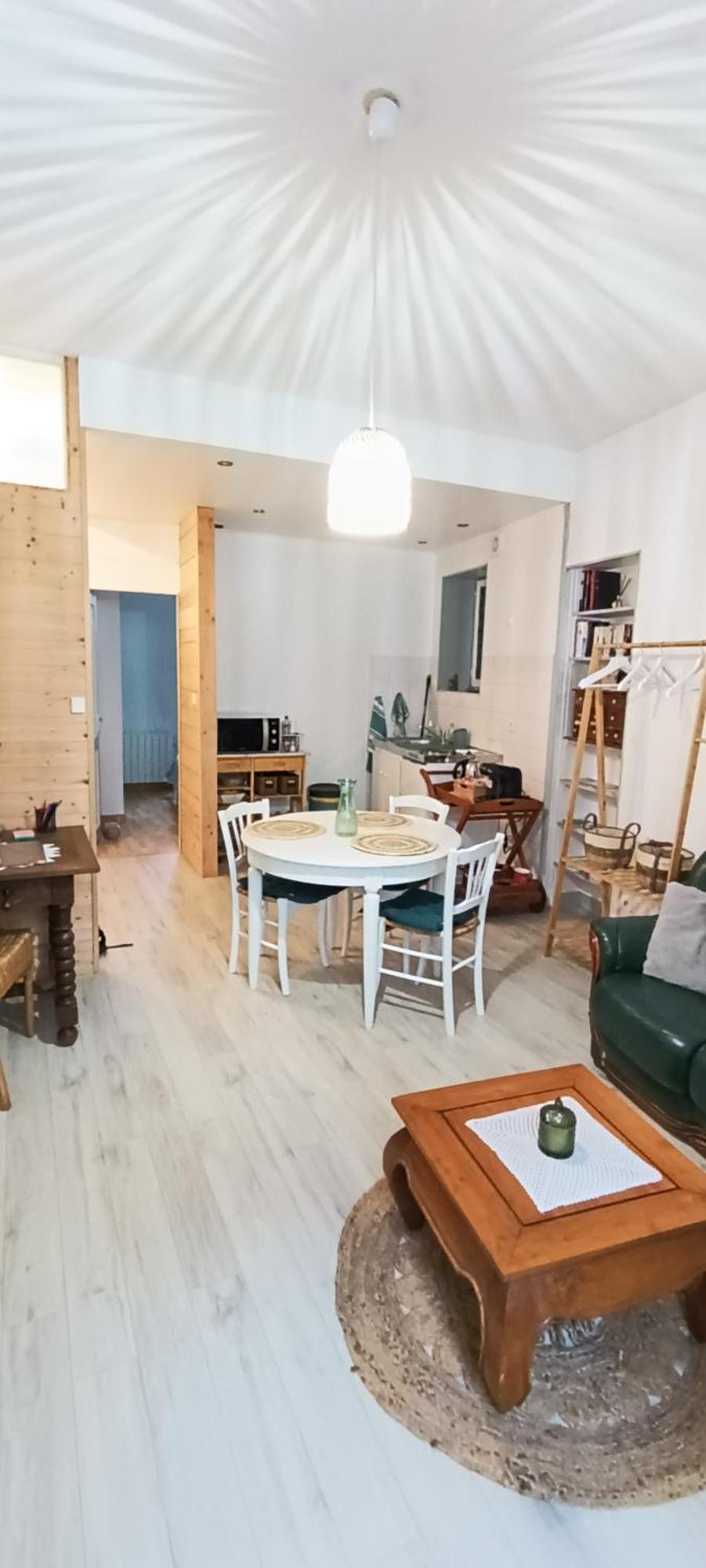 Appartement Cosy A 2 Pas Des Rues Pietonnes Чалон-Сур-Салне Экстерьер фото