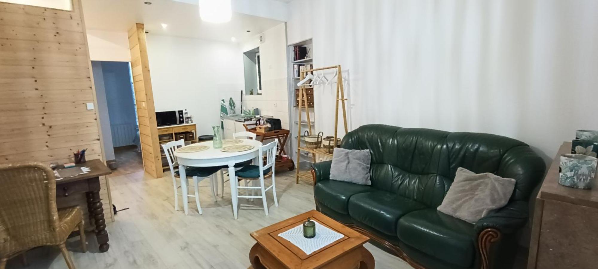 Appartement Cosy A 2 Pas Des Rues Pietonnes Чалон-Сур-Салне Экстерьер фото